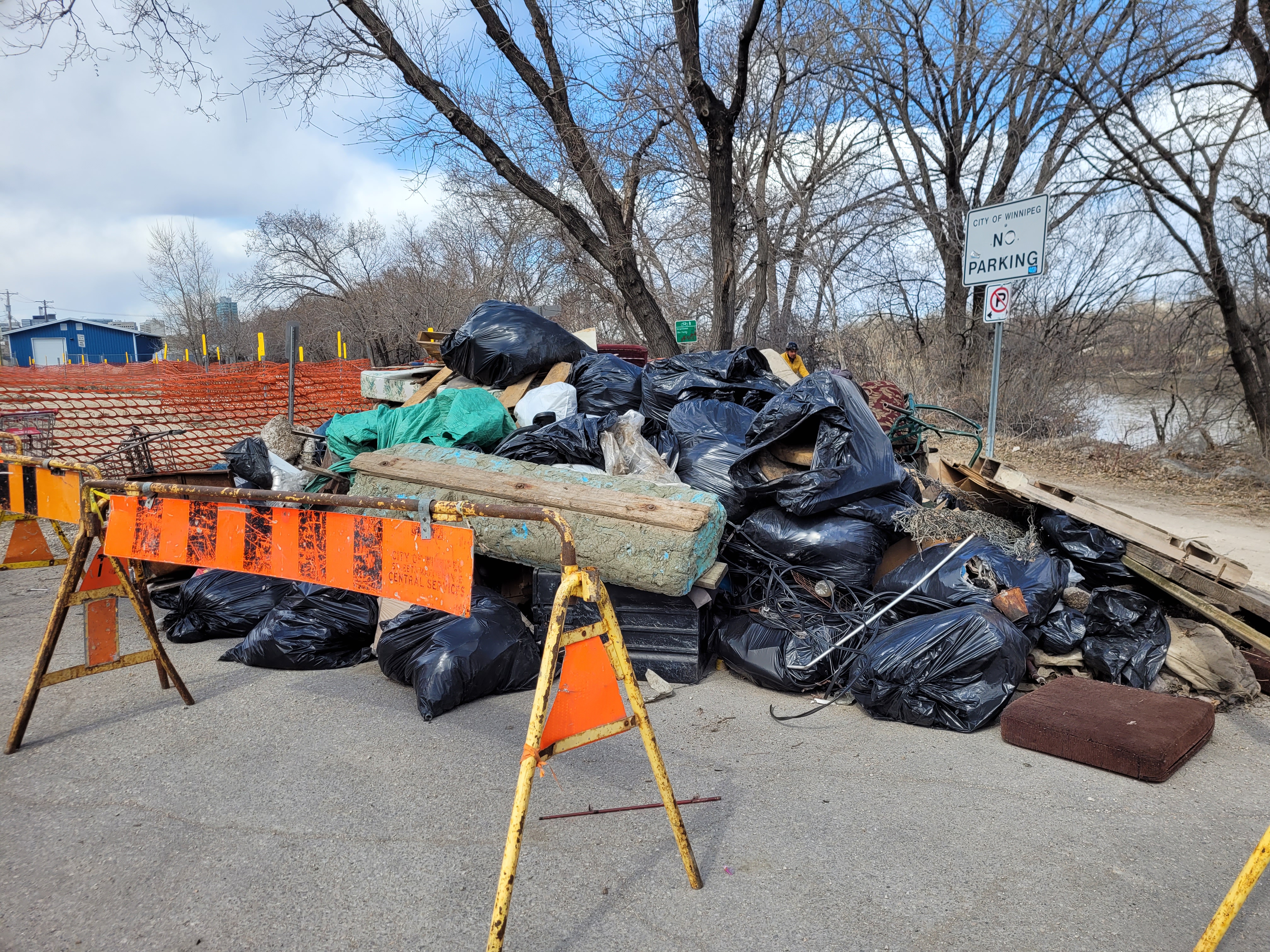 April 24th Clean Up_2.jpg (5.55 MB)
